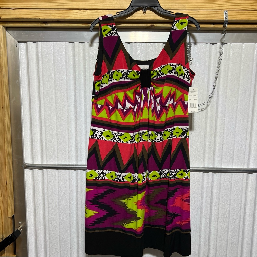 Dress Ronni Nicole Black and Red Sleeveless NWT